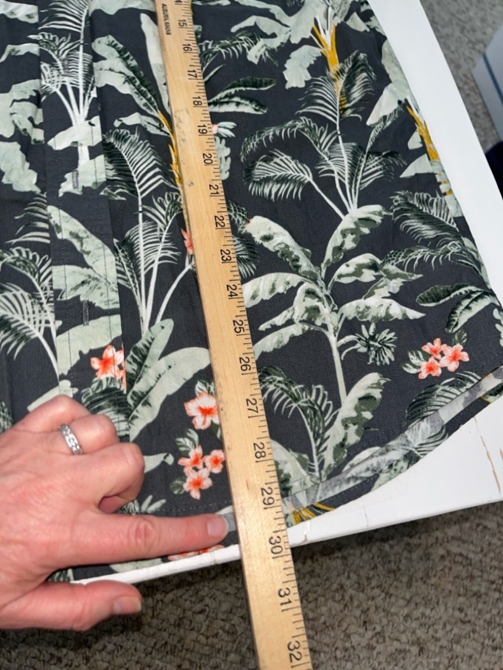 Men's Black Tropical Print Short-Sleeve Shirt size size medium all cotton - Picture 5 of 7